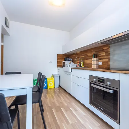 Lägenhet Americka 8 Prag