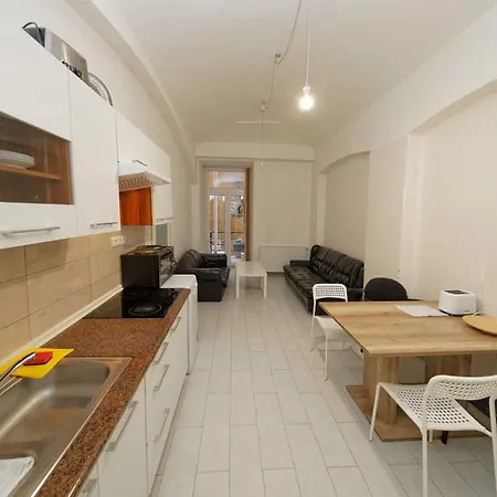 Americká 8 Apartmán