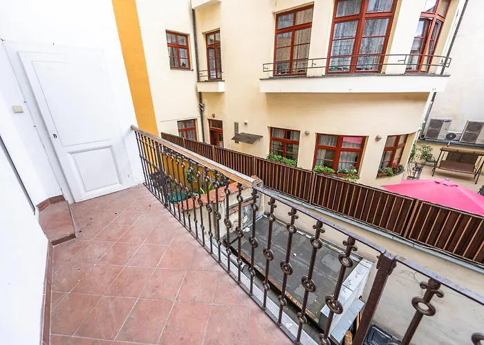 Americká 8 * Praga